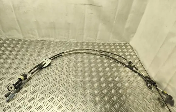 Ford Fiesta Gear shift cable linkage 616092FA6NA
