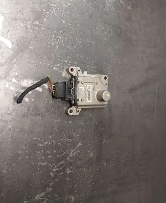 Mercedes-Benz S W220 ESP acceleration yaw rate sensor 0005426518 0265005200