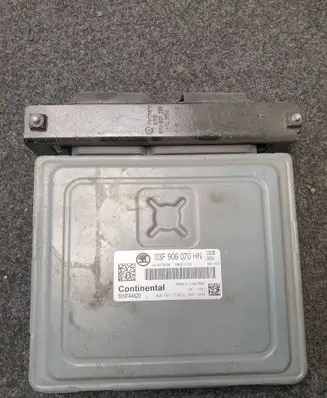 Skoda Roomster (5J) Engine control unit/module 03F906070HN 5WP44829 03F907309AK
