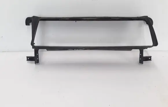 Volvo C70 Intercooler air channel guide 30678470