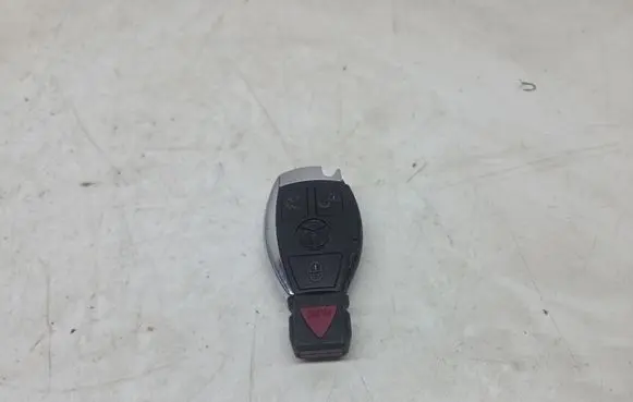 Mercedes-Benz E W211 Ignition key/card 