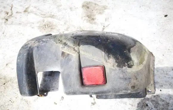 Rear bumper corner part panel trim