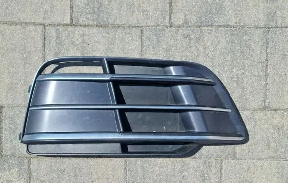 Audi Q5 SQ5 Tow hook cap/cover 