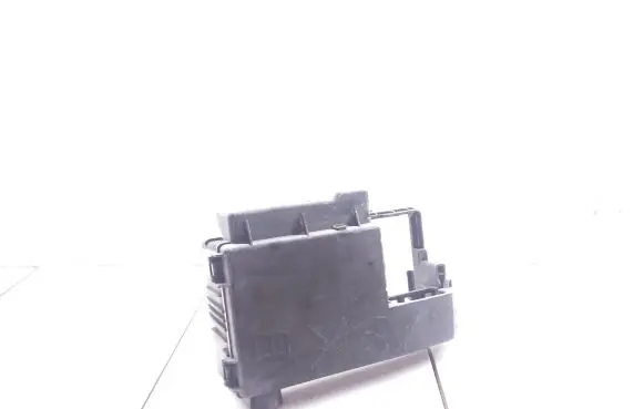 Opel Insignia A Fuse module 13285113 401154265