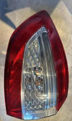 Ford Mondeo MK IV Rear/tail lights BS7113405B