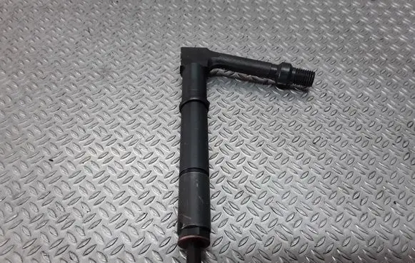Nissan Patrol Y61 Fuel injector 1516Z484120