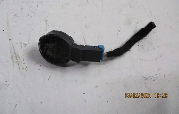 Opel Astra L Airbag deployment crash/impact sensor 9849470380