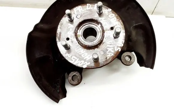 Honda CR-V Front wheel hub 57450T1E