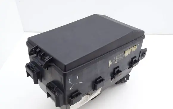 Ford Focus Fuse box set 98AG14A067CC 518261102