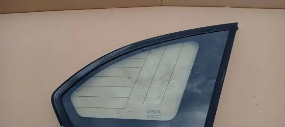 Chevrolet Captiva Rear side window 96622518