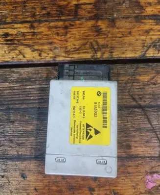 BMW 5 E60 E61 Center console control module 9183233 64119183233 28137346