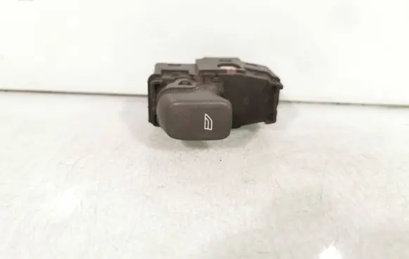 Volvo S60 Electric window control switch 9472275 01W284