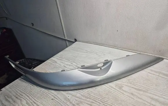 Volvo S80 Front bumper splitter molding 08662989