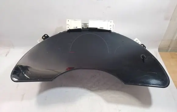 Speedometer (instrument cluster)