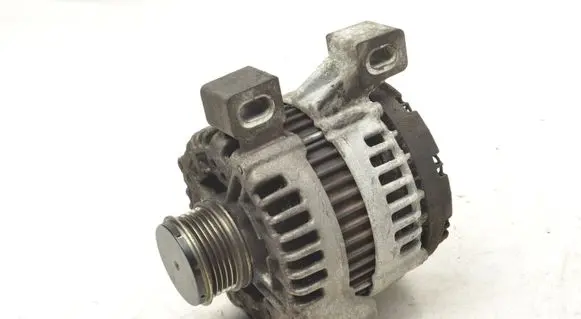 Volvo C30 Generator/alternator 0121615014