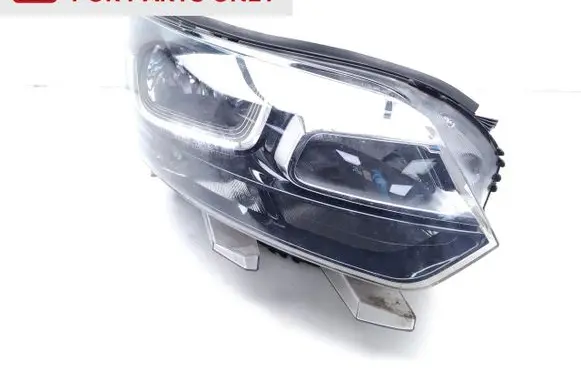 Opel Vivaro Headlight/headlamp 9808567880 0019727606