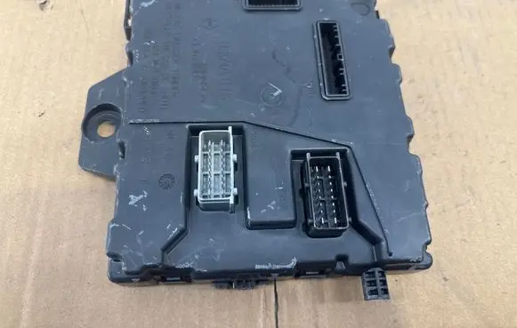 Mercedes-Benz Citan W415 Other control units/modules 284B13124R 31165001 NS10935047
