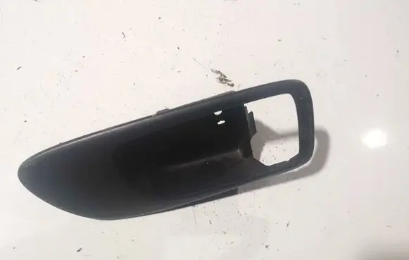 Nissan Almera Tino Other interior part 