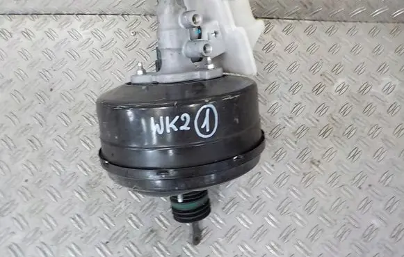Jeep Grand Cherokee Brake booster