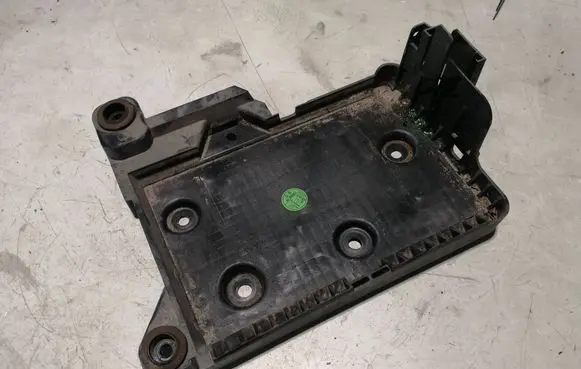 Buick Encore GX I Battery tray 60003161