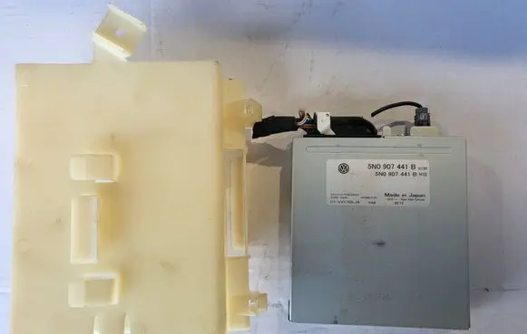 Volkswagen Tiguan Video control module 5N0907441B