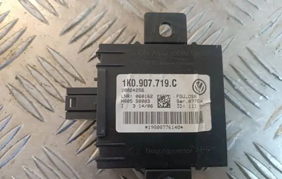 Volkswagen Eos Alarm control unit/module 1K0907719C 19800776140 28024256