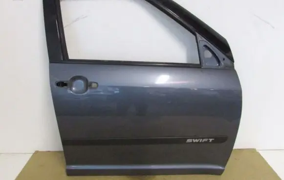 Suzuki Swift I Front door