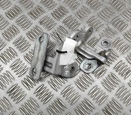 Jaguar XE Rear door hinge set CPLA228A65BA CPLA228A67BC