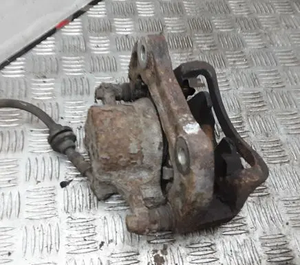 Opel Insignia A Front brake caliper