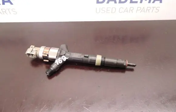 Toyota Avensis T220 Fuel injector 2367027010 D162