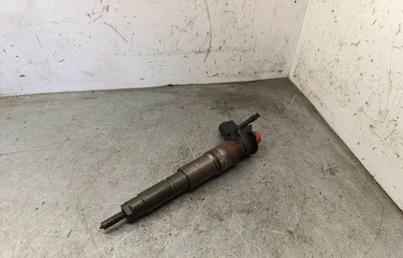 BMW X3 E83 Fuel injector 0445115077
