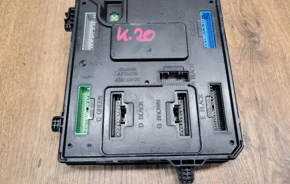 Renault Scenic III - Grand scenic III BSM Control unit 284B113640RBS