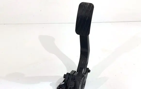 Renault Master III Accelerator throttle pedal 180101626R