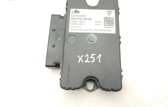 Porsche Panamera (970) Hand brake control module 97061810909