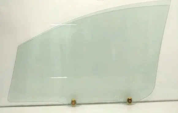 Mitsubishi Grandis Front door window glass four-door 43R00011 A000751