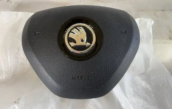 Skoda Octavia Mk3 (5E) Steering wheel airbag 3T0880201F 20143230310 308307699002A