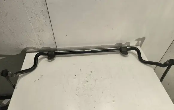Mercedes-Benz E W212 Front anti-roll bar/sway bar