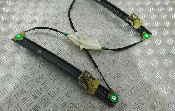 Audi A8 S8 D4 4H Front door electric window regulator 4H0837461A