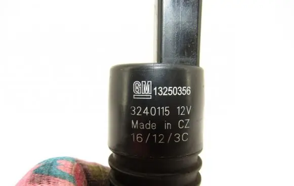 Opel Antara Windscreen/windshield washer pump 13250356