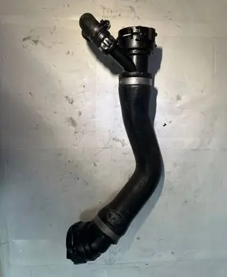 BMW 5 E60 E61 Engine coolant pipe/hose PA66GF30
