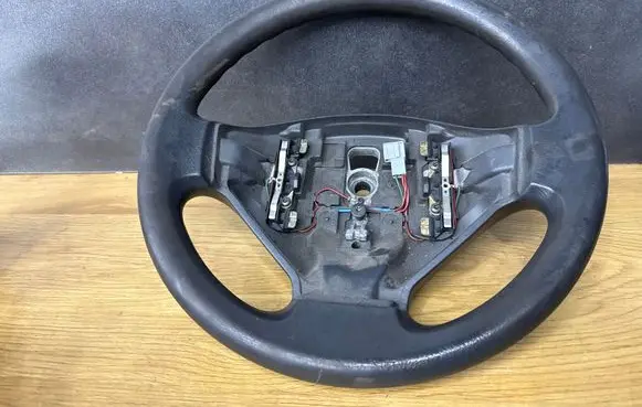 Opel Vivaro Steering wheel 91169420