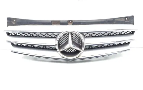 Mercedes-Benz Vito Viano W639 Front bumper upper radiator grill A6398800083