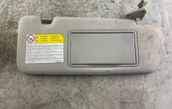 Mitsubishi Grandis Sun visor 7430a317