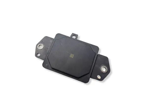 Toyota Yaris XP210 Distronic sensor radar 882100D040