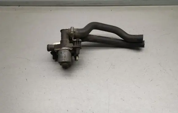 Mercedes-Benz CLK A208 C208 Coolant heater control valve 4950000005