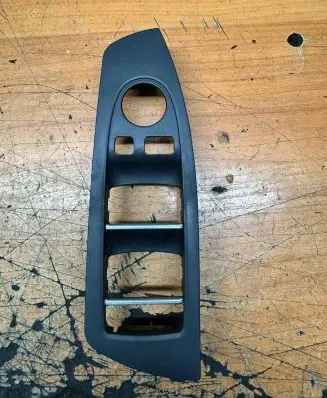 BMW 7 F01 F02 F03 F04 Front door window switch trim 