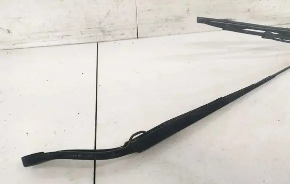 Opel Antara Front wiper blade arm