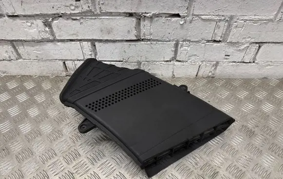 Audi Q5 SQ5 8R Air intake duct part 8R0129618J