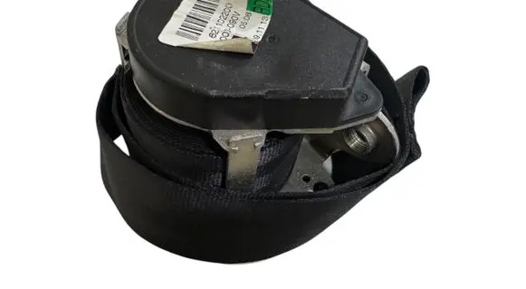 Volkswagen Golf VII Rear seatbelt 621102200 000090V 091113