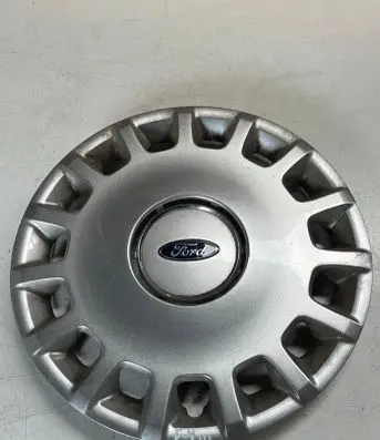 Ford Galaxy R16 wheel hub/cap/trim 7M5601147F